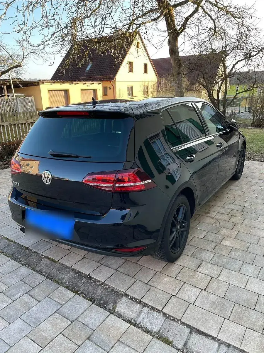Gebraucht VW Golf VII Allstar 110 PS (80 kW) 2016 Schwarz Limousine
