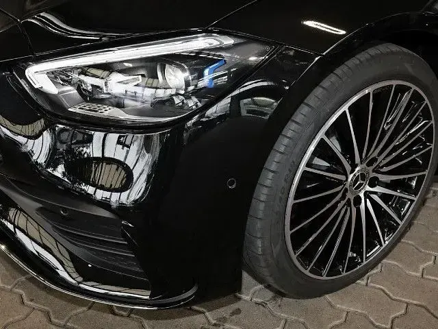 Gebraucht Mercedes C220 AMG line 197 PS (144 kW) 2026