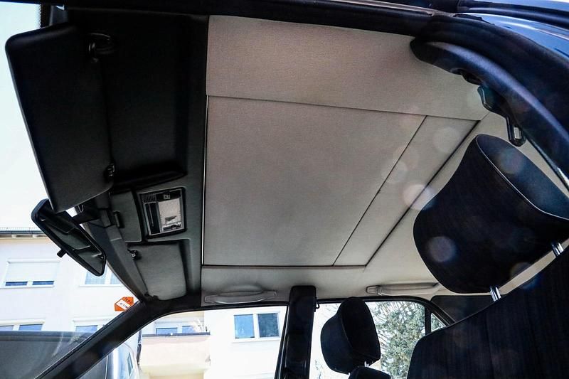 Gebraucht Mercedes E260 160 PS (117 kW) 1989 Schwarz Limousine