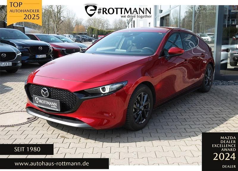 Gebraucht Mazda 3 Selection 122 PS (89 kW) 2022 Rot Limousine