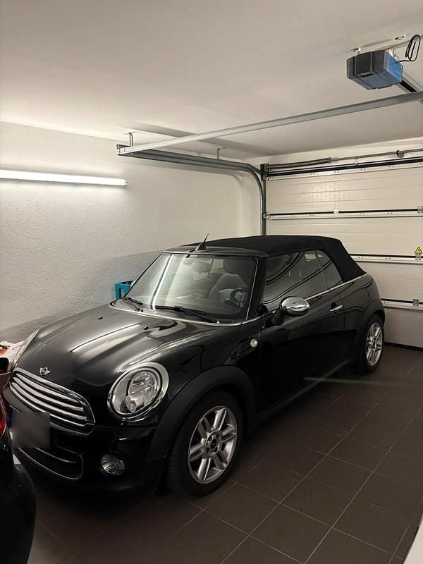 Gebraucht Mini Cooper Cabriolet 122 PS (89 kW) 2012 Schwarz Cabrio