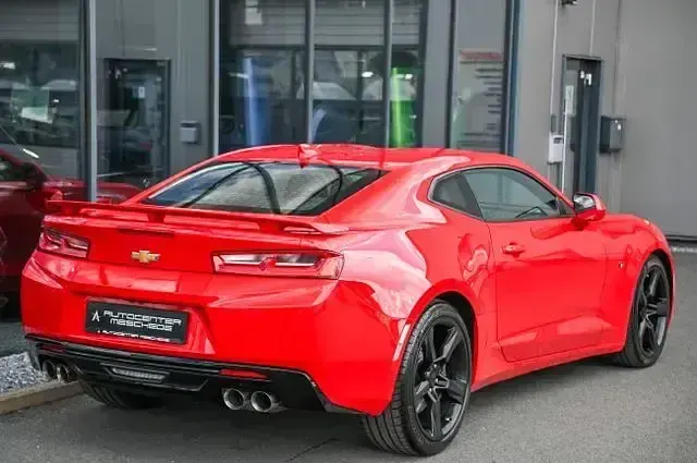 Gebraucht Chevrolet Camaro 453 PS (333 kW) 2016 Red hot Coupé