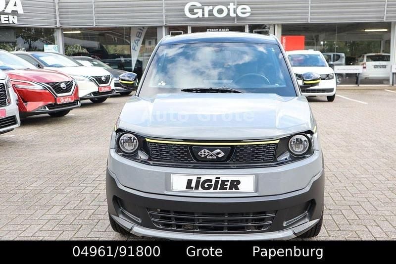 Neu Ligier Myli 11 kW (16 PS) 2025 Grau Kleinwagen