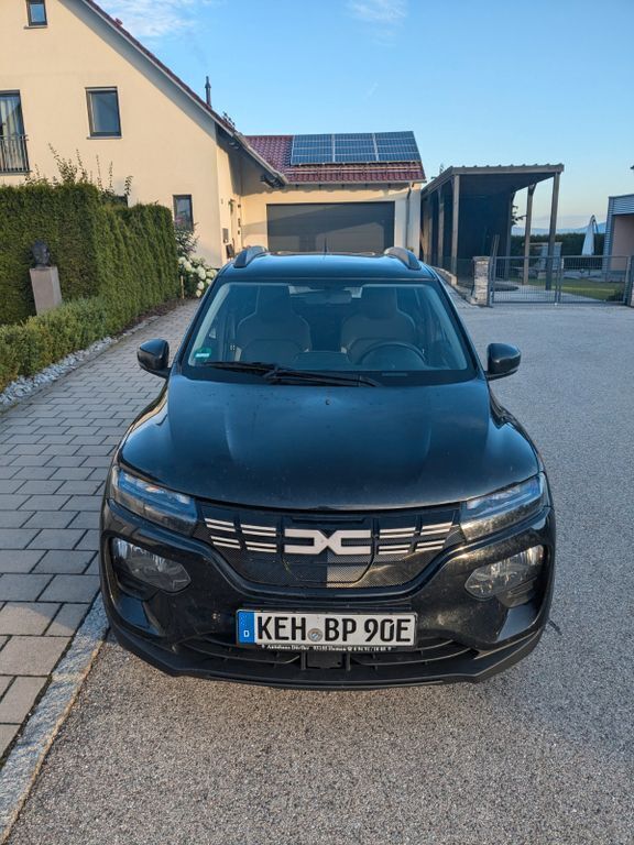 Schwarz Gebraucht 2022 Dacia Spring Essentiel Kleinwagen | 12.200 € (Fairer Preis) - Bild 1/4