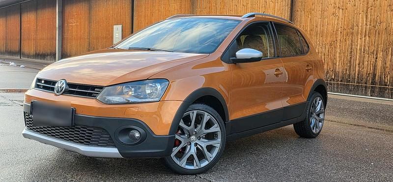 Gebraucht VW Polo Cross 90 PS (66 kW) 2015 Orange Kleinwagen