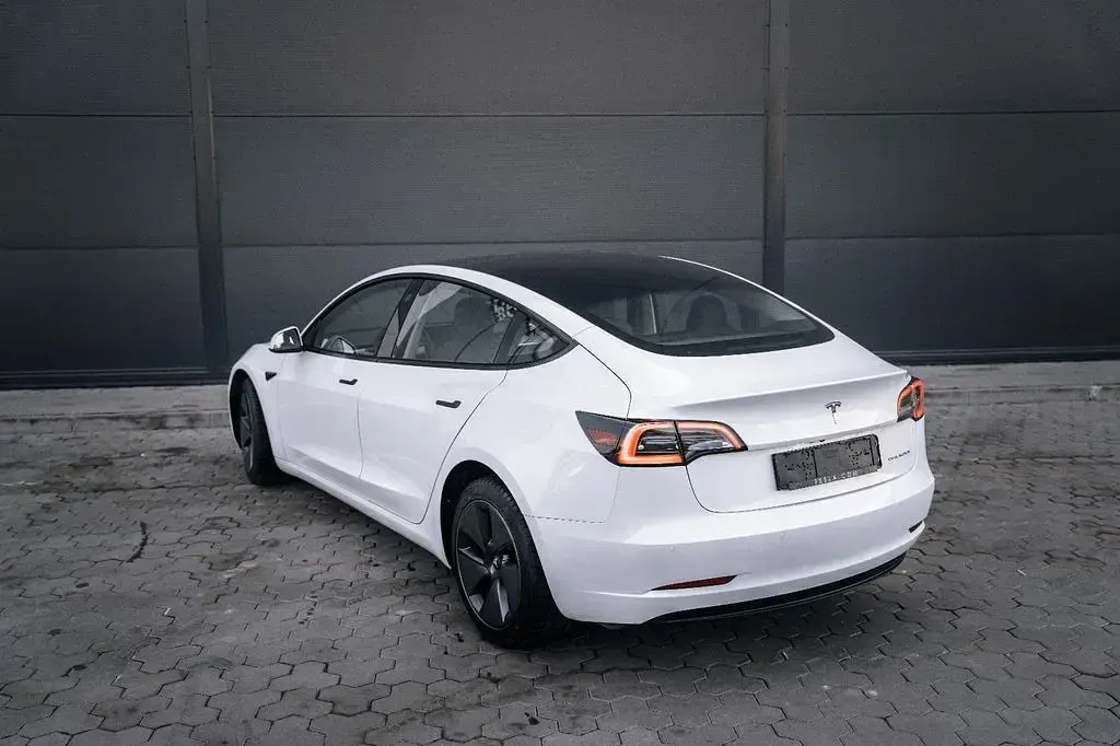 Gebraucht Tesla Model 3 366 kW (498 PS) 2022 Weiß Limousine
