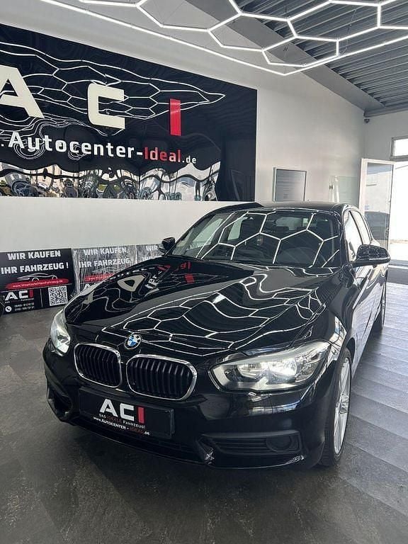 Gebraucht BMW 118 Sport Line 136 PS (100 kW) 2018 Schwarz Kleinwagen