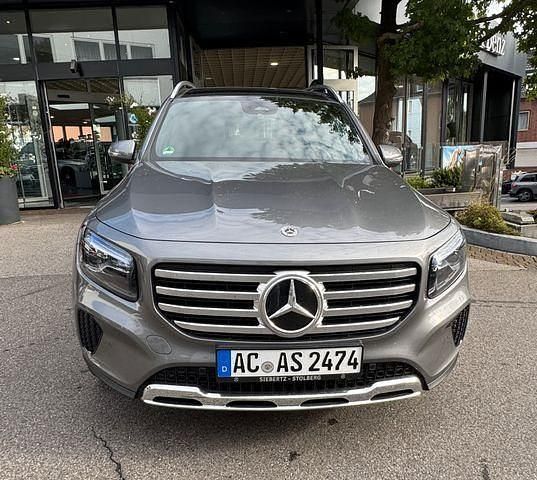 Gebraucht Mercedes GLB200 Advanced 150 PS (110 kW) 2025 Grau SUV