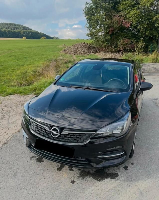 Gebraucht Opel Astra 150 PS (110 kW) 2021 Schwarz Limousine