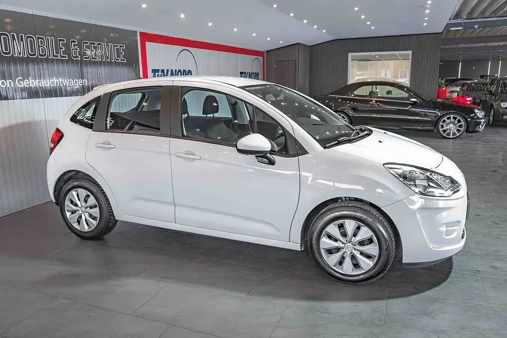 Gebraucht Citroën C3 Tendance 73 PS (53 kW) 2011 Weiß Kleinwagen