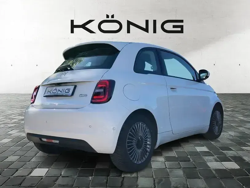 Gebraucht Fiat 500e Basis 86 kW (118 PS) 2023 Weiss Kleinwagen