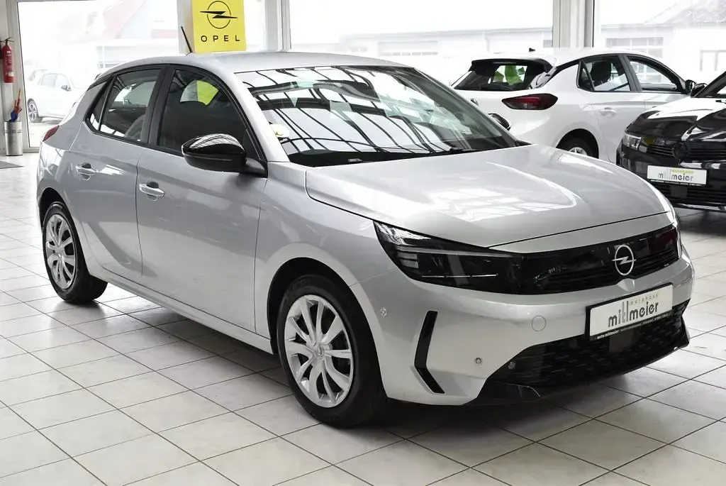 Gebraucht Opel Corsa 101 PS (74 kW) 2024 Kristall silber met. Kleinwagen