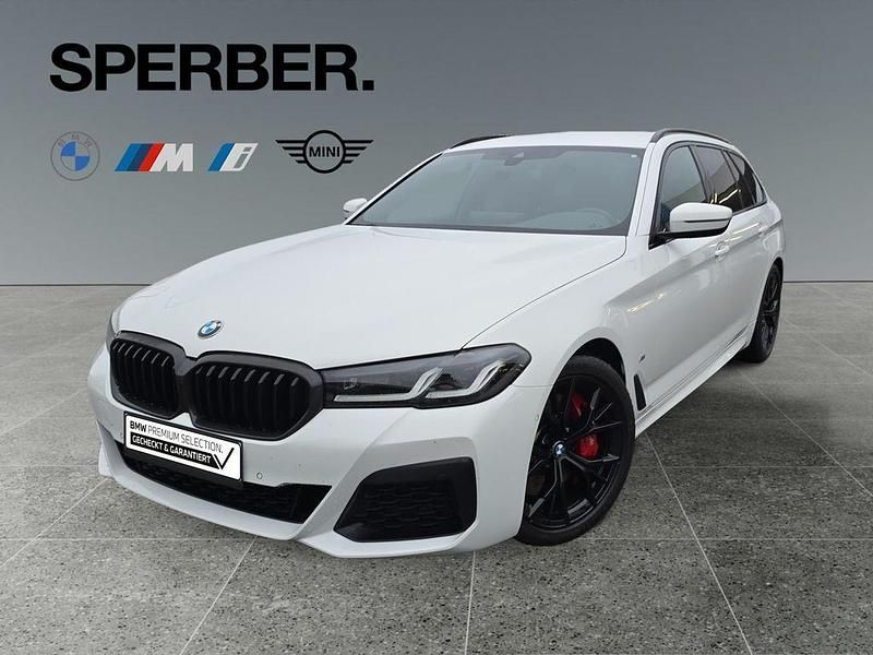 Weiß Gebraucht 2022 BMW 540 M Sport Limousine | 35.900 € (Superpreis) - Bild 1/4