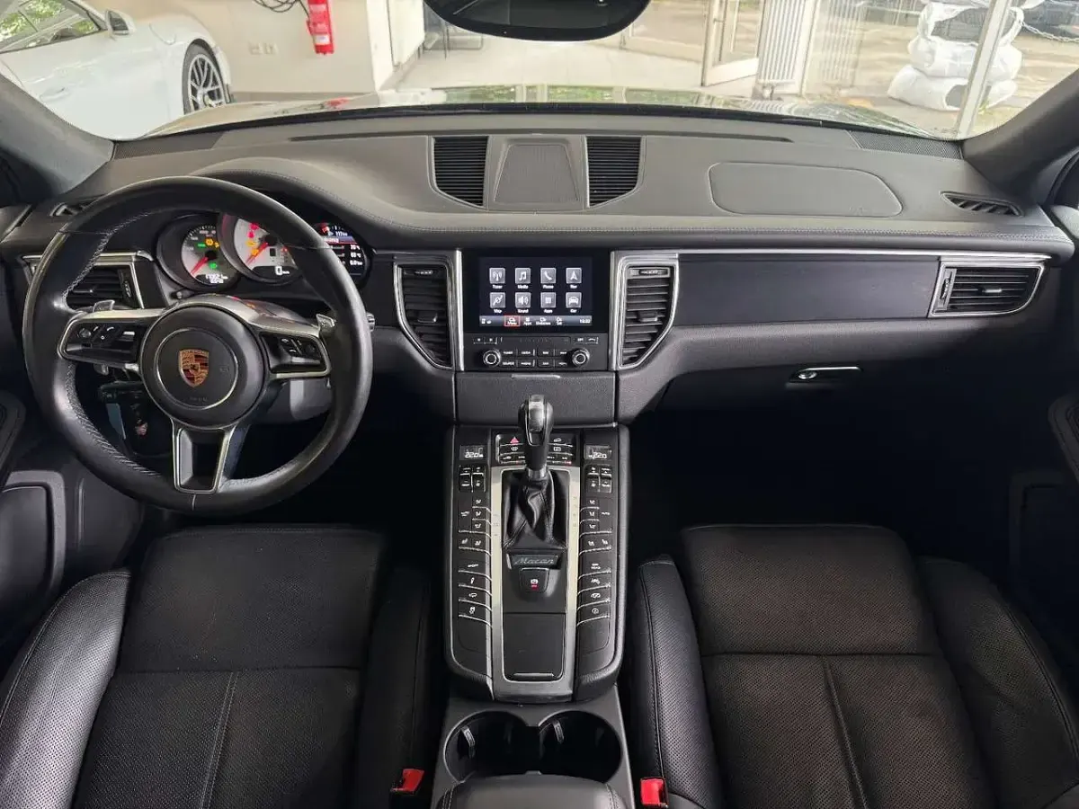 Gebraucht Porsche Macan GTS 360 PS (264 kW) 2016 Grau SUV