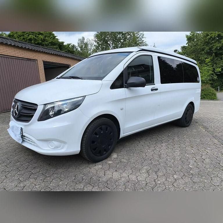 Weiß Gebraucht 2021 Mercedes V200 Marco Polo Van / Kleinbus | 20.000 € - Bild 1/4