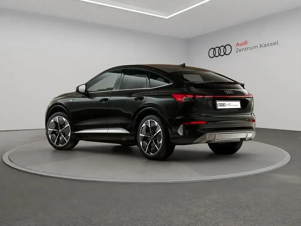 Nowe Audi Q4 e-tron S-Line 210 kW (286 KM) 2026 Czarny SUV