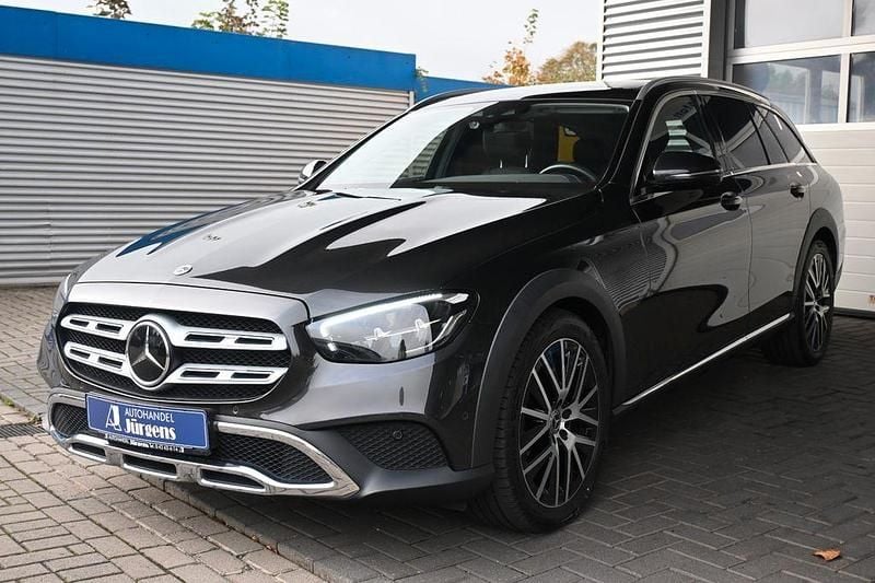 Gebraucht Mercedes E220 All-Terrain 194 PS (142 kW) 2022 Grau Kombi
