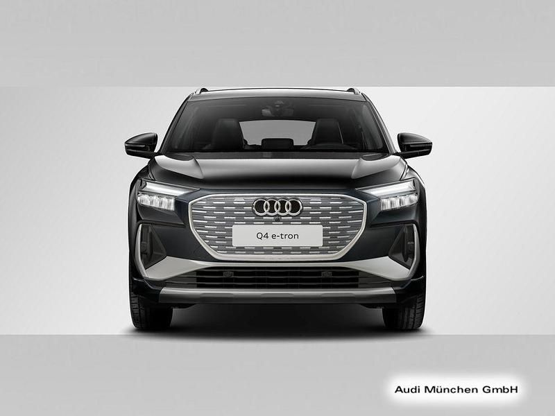 Gebraucht Audi Q4 e-tron Ambiente 210 kW (286 PS) 2024 Mythosschwarz metallic SUV