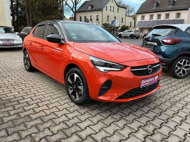 Gebraucht Opel Corsa-e Edition 100 kW (136 PS) 2020 Power orange/dynamik orange Kleinwagen