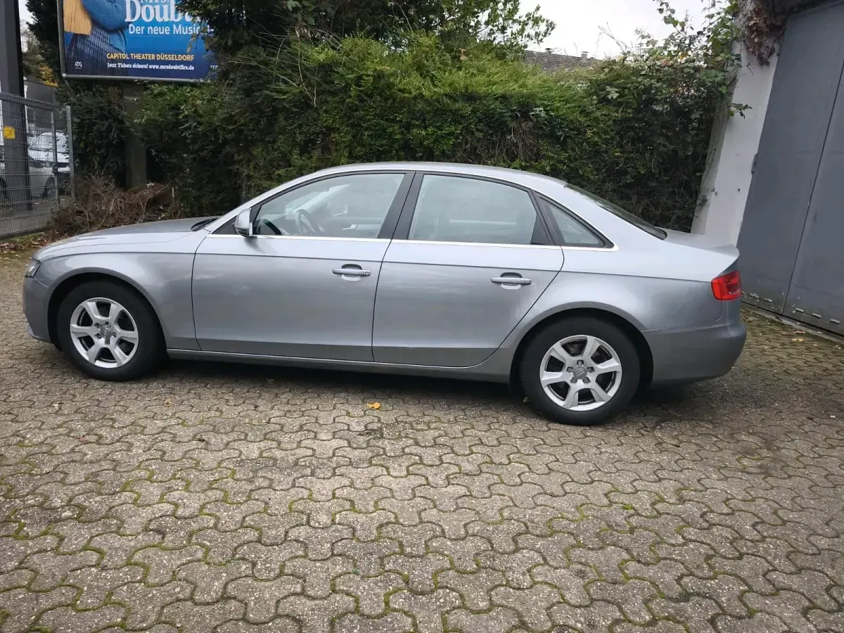 Gebraucht Audi A4 160 PS (117 kW) 2008 Grau Limousine