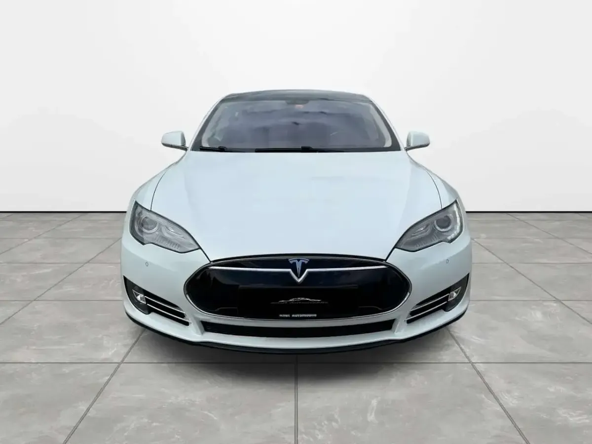 Used Tesla Model S 269 kW (367 HP) 2013 White Hatchback