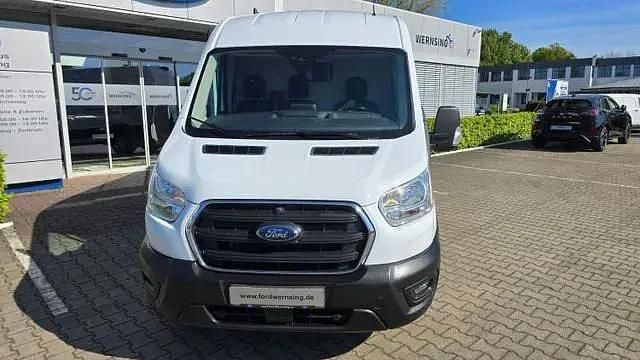 Gebraucht Ford Transit Trend 170 PS (125 kW) 2022 Weiß Limousine