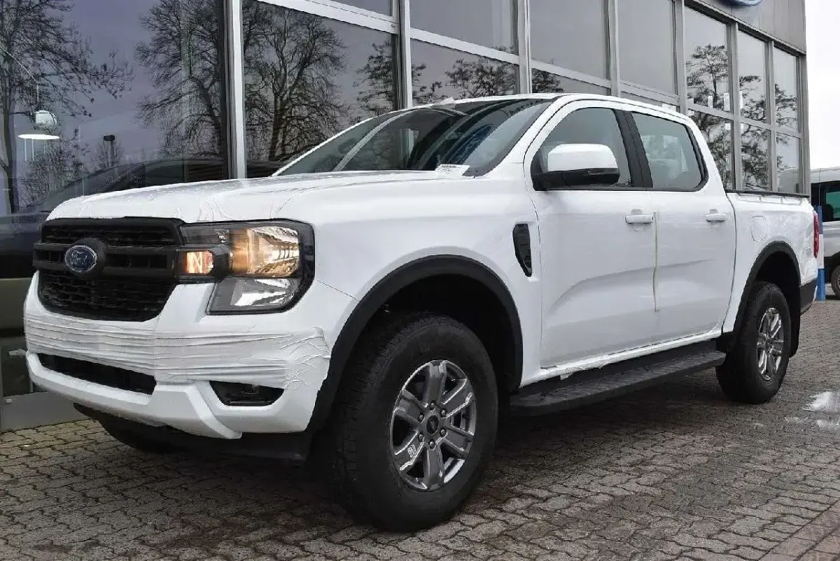 Neu Ford Ranger XLT 170 PS (125 kW) 2026 Frostweiß Pickup