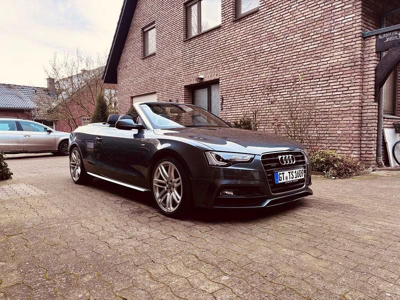 Grau Gebraucht 2016 Audi A5 Cabriolet S-Line Cabrio | 15.500 € (Guter Preis) - Bild 1/4