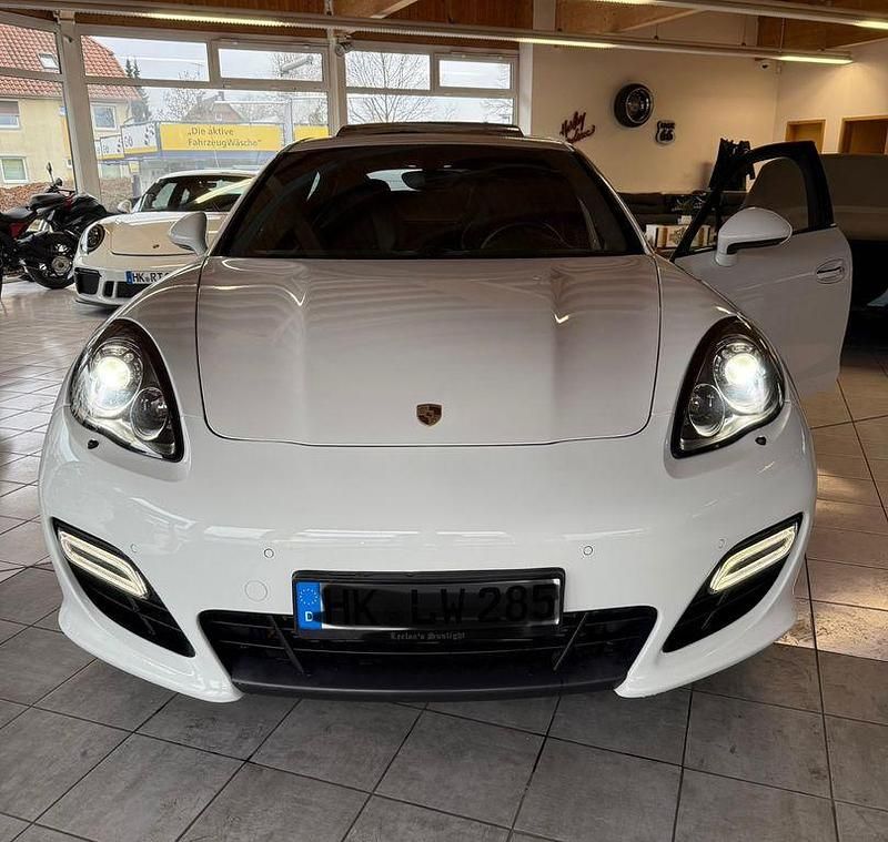 Gebraucht Porsche Panamera GTS 430 PS (316 kW) 2012 Weiß Limousine