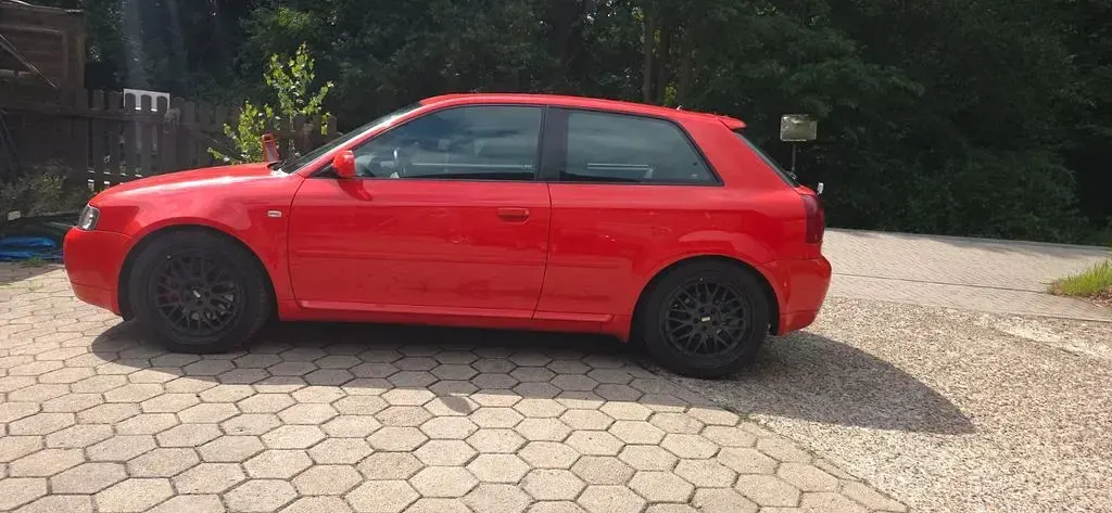 Gebraucht Audi S3 Sport 252 PS (185 kW) 2000 Rot Kleinwagen