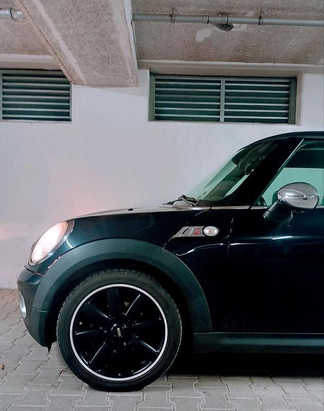 Second-hand Mini Cooper 120 CP (88 kW) 2007 Negru Hatchback