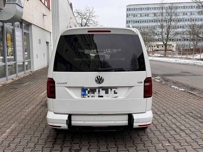 Gebraucht VW Caddy Maxi Highline 150 PS (110 kW) 2017 Weiß Van / Kleinbus