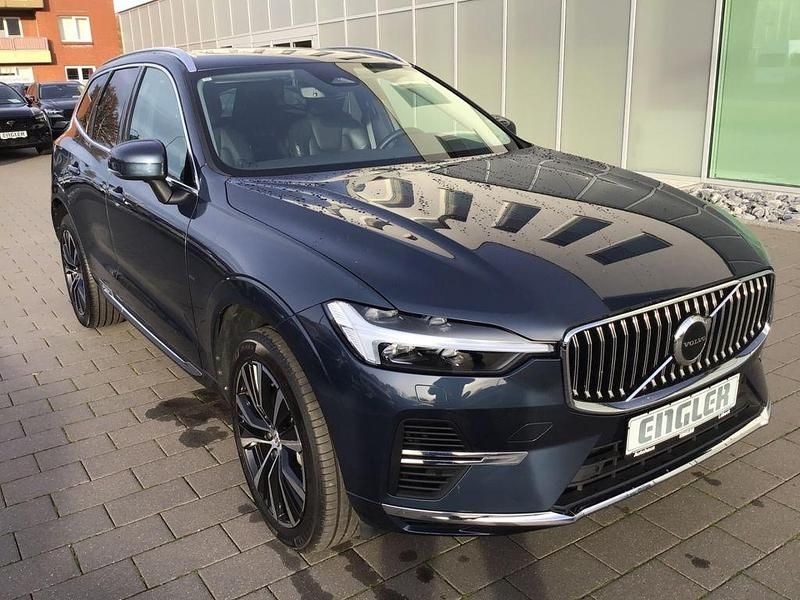 Gebraucht Volvo XC60 Plus 253 PS (186 kW) 2022 Blau SUV