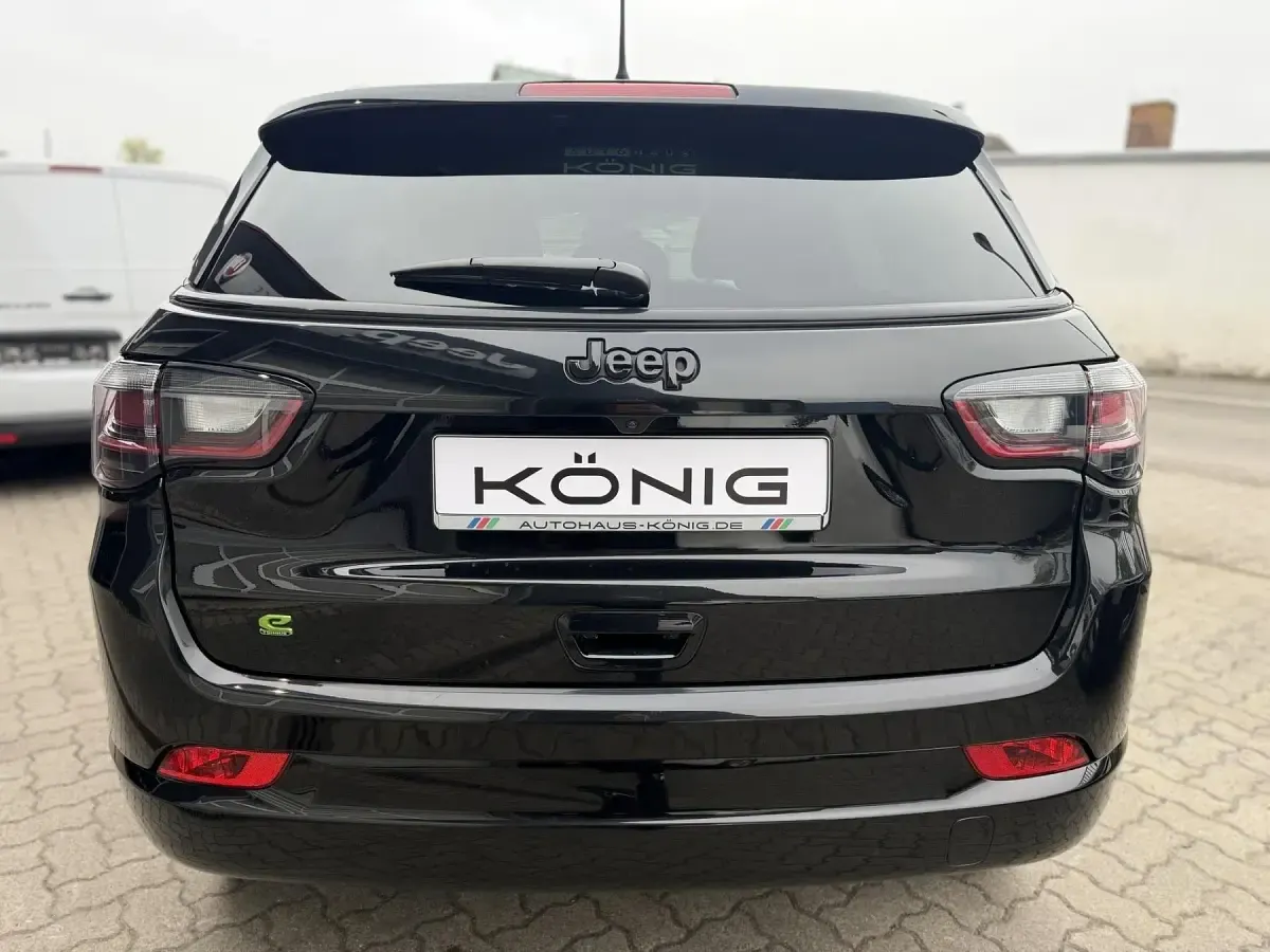 Brugt Jeep Compass Altitude 131 HK (96 kW) 2024 Sort SUV
