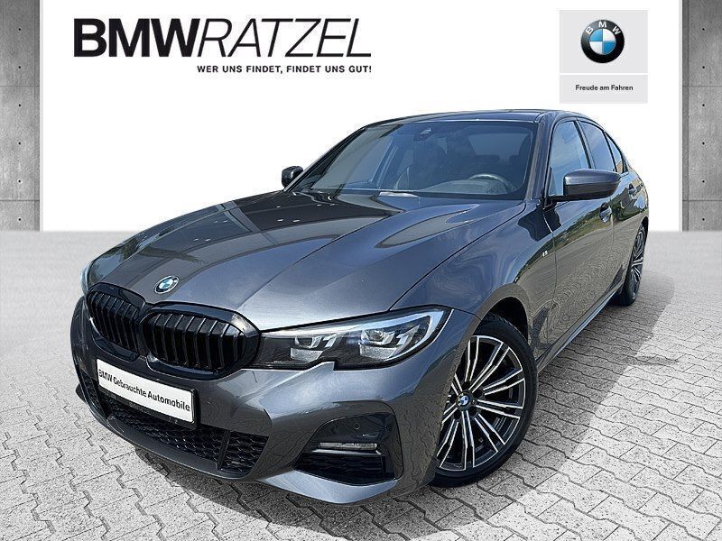 Grau Gebraucht 2021 BMW 320 M Sport Limousine | 34.730 € (Fairer Preis) - Bild 1/4