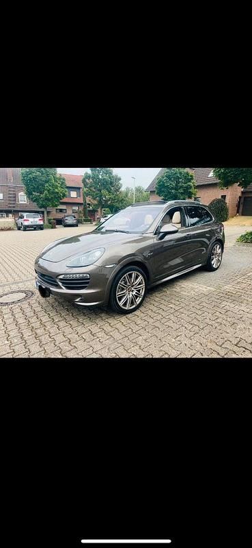 Braun Gebraucht 2014 Porsche Cayenne S SUV | 27.000 € (Superpreis) - Bild 1/4