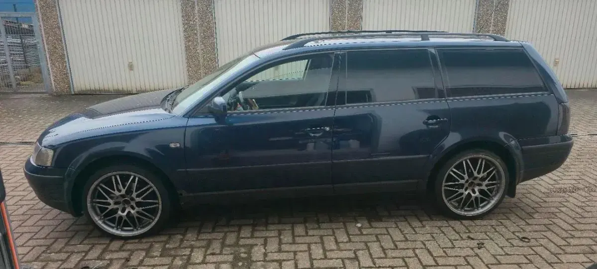 Gebraucht VW Passat 110 PS (80 kW) 1997 Blau Kombi