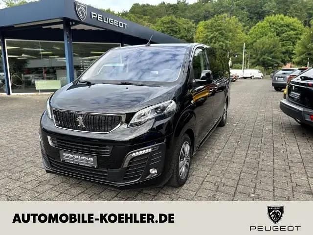 Schwarz perla nera Gebraucht 2020 Peugeot Traveller Business-Line Van / Kleinbus | 36.880 € (Fairer Preis) - Bild 1/4