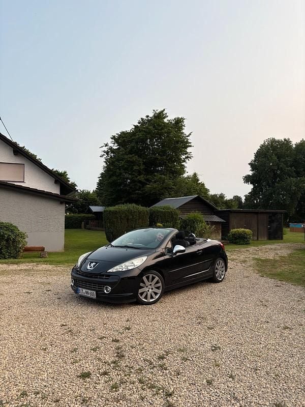 Gebraucht Peugeot 207 CC 120 PS (88 kW) 2008 Schwarz Cabrio