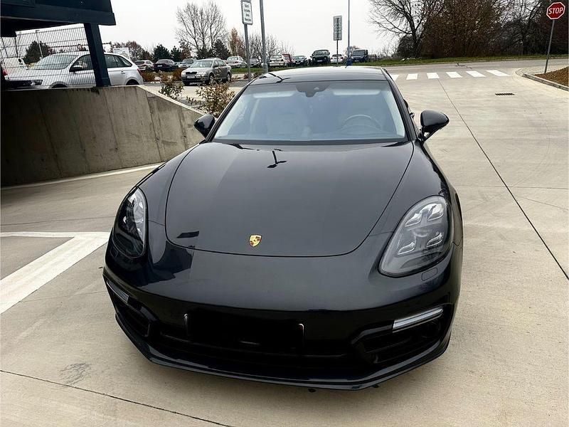 Schwarz Gebraucht 2019 Porsche Panamera 4 Sport Turismo Limousine | 53.000 € (Fairer Preis) - Bild 1/4