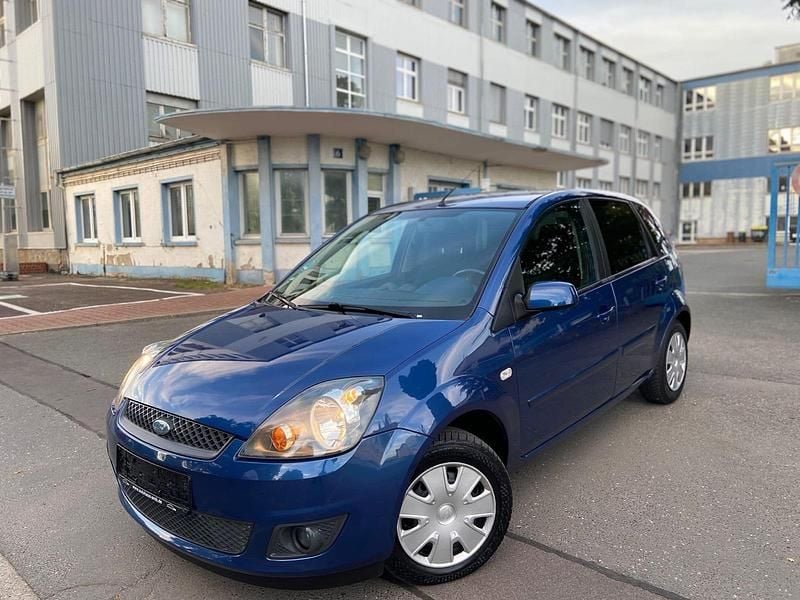 Blau Gebraucht 2007 Ford Fiesta Kombi | 1.650 € (Guter Preis) - Bild 1/4