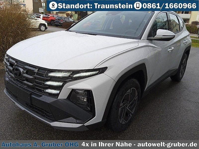 Neu Hyundai Tucson Select 150 PS (110 kW) 2025 Atlas white SUV