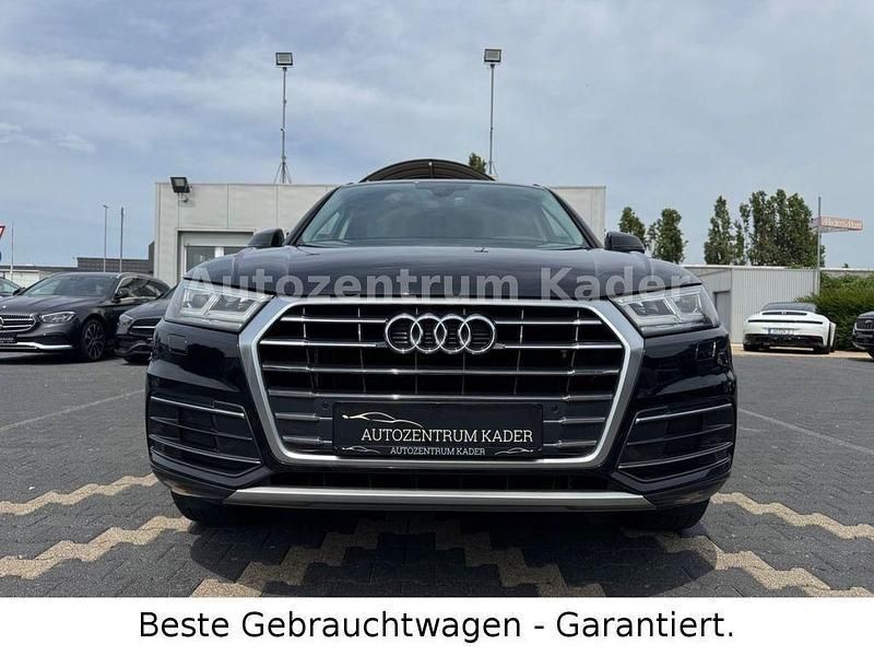 Schwarz Gebraucht 2018 Audi Q5 Design SUV | 19.900 € (Fairer Preis) - Bild 1/4