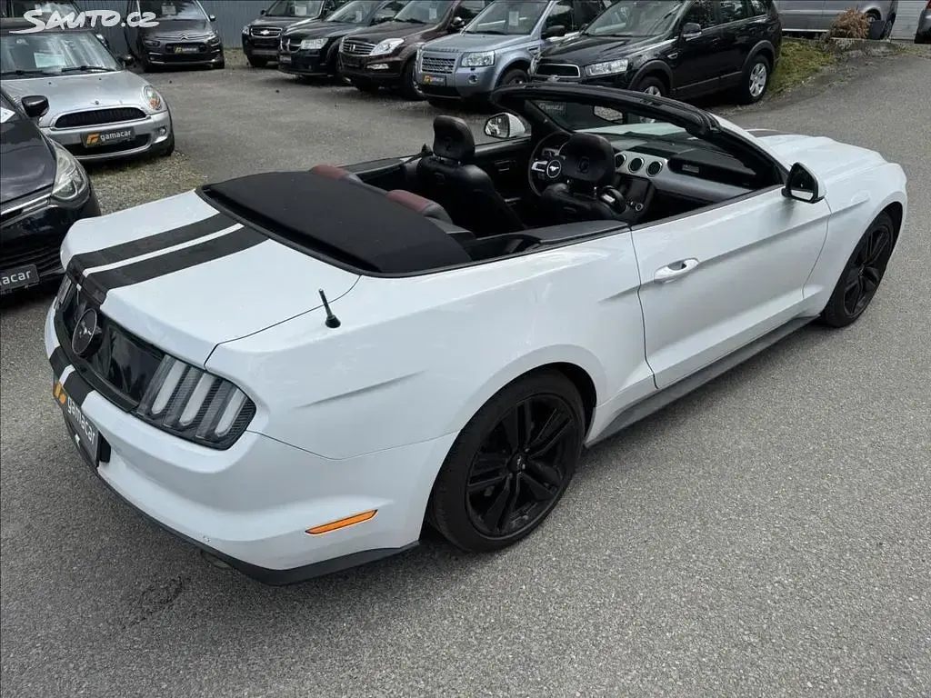 Gebraucht Ford Mustang 317 PS (233 kW) 2015 Weiß Cabrio