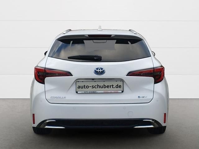 Gebraucht Toyota Corolla 141 PS (103 kW) 2025 Weiss Kombi