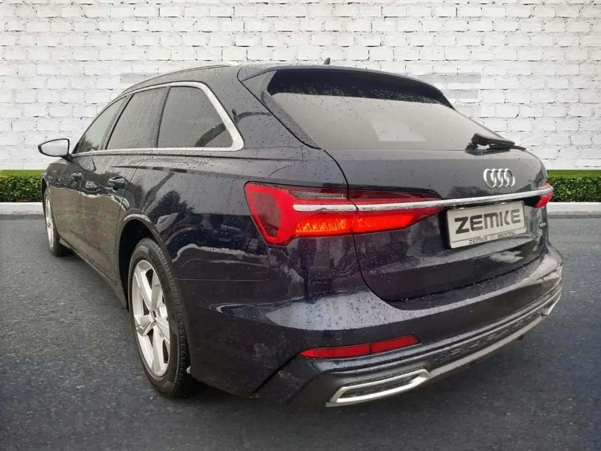 Gebraucht Audi A6 Sport 204 PS (150 kW) 2021 Blau Kombi