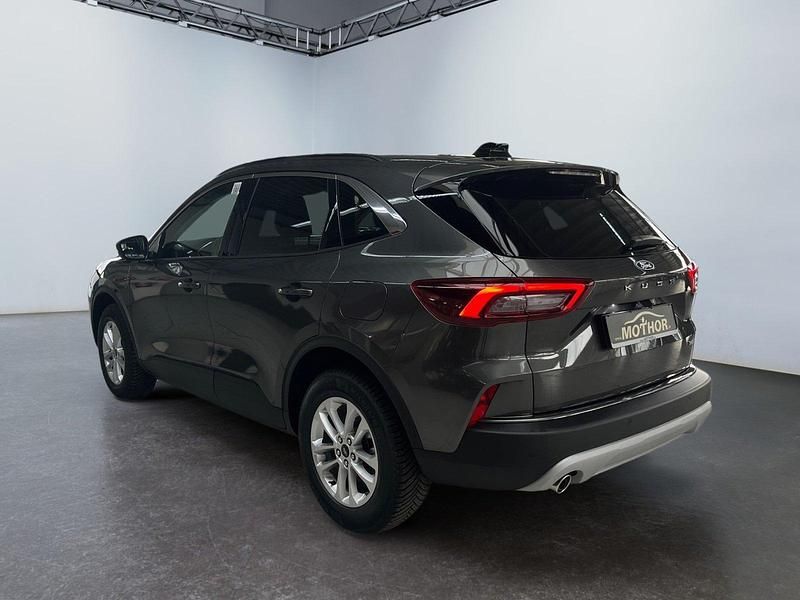 Neu Ford Kuga Titanium 242 PS (177 kW) 2026 Magneticgrau (metallic) SUV