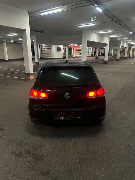 Gebraucht VW Golf VI Team 160 PS (117 kW) 2010 Schwarz Kleinwagen