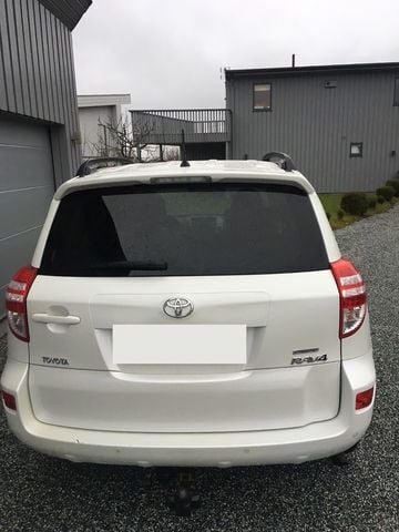 Gebraucht Toyota RAV4 150 PS (110 kW) 2010 Weiß metallic SUV