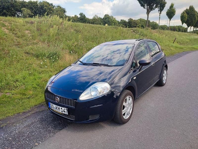 Blau Gebraucht 2009 Fiat Grande Punto Active Kleinwagen | 2.400 € (Fairer Preis) - Bild 1/4